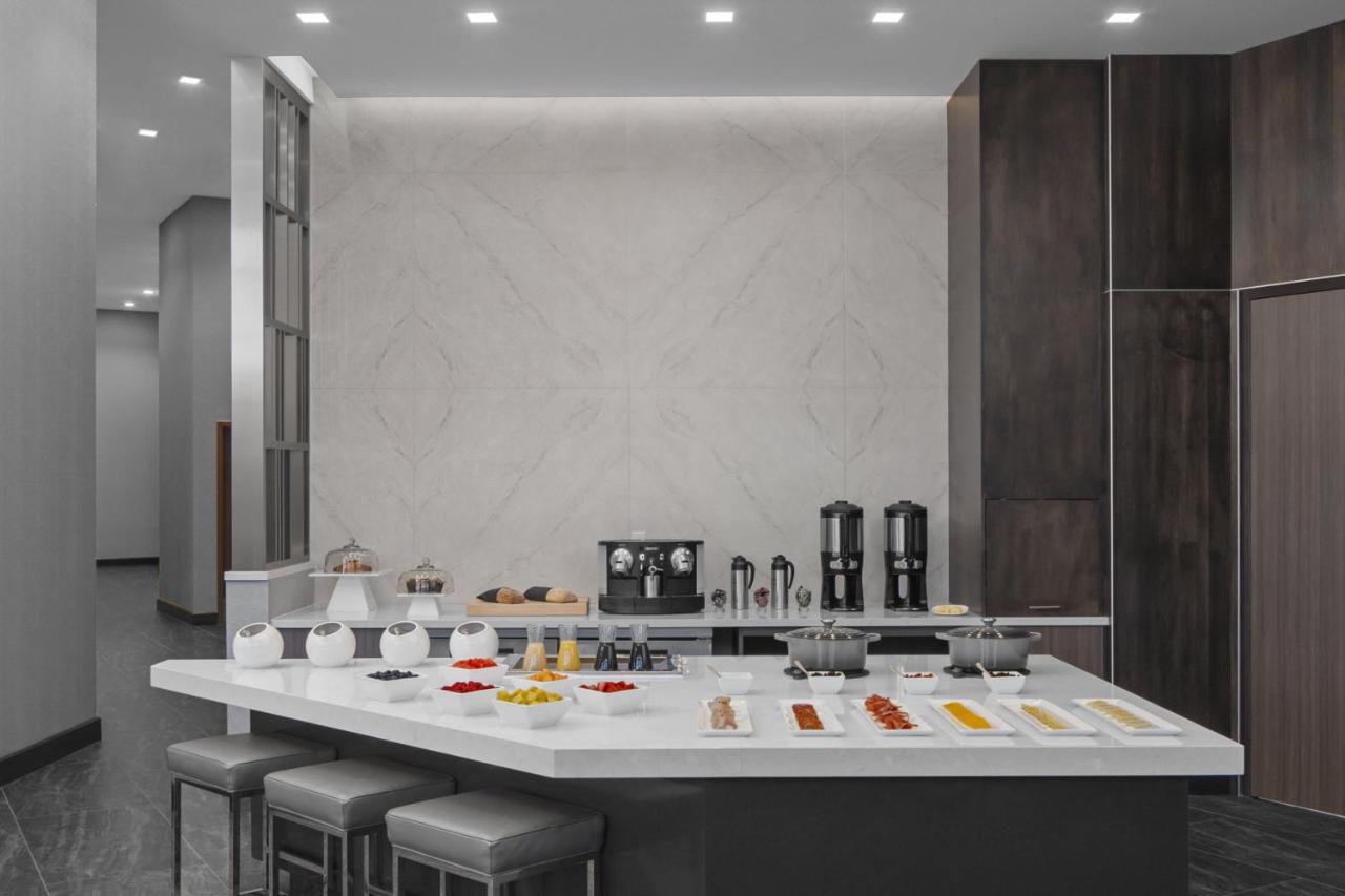 Ac Hotel By Marriott Charlotte Ballantyne Bagian luar foto